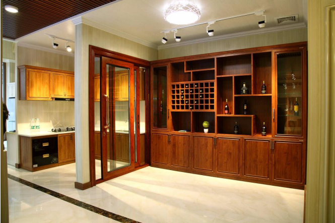 廣源門窗：專注門窗品質(zhì)提升，驅(qū)動裝飾鋁型材再跨越